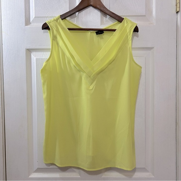 Worthington Women's Sleeveless Blouse Bright Yellow Size Large Career - Picture 1 of 5